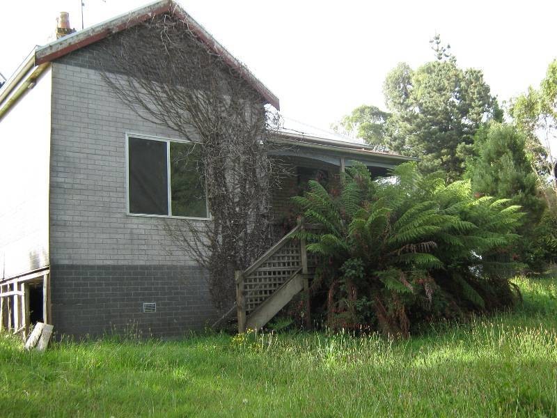 4 Gardner Street, Beech Forest VIC 3237