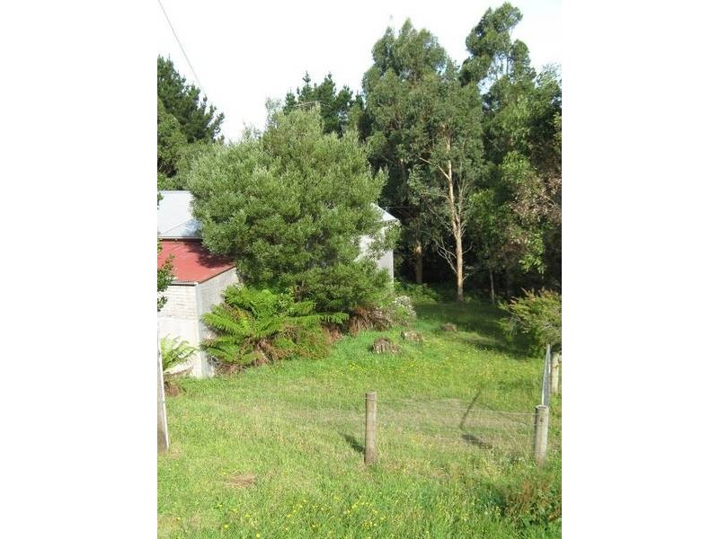 4 Gardner Street, Beech Forest VIC 3237