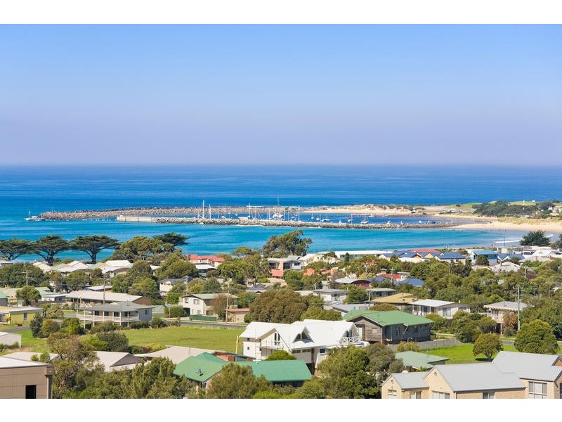 2 Tuxion Road, Apollo Bay VIC 3233