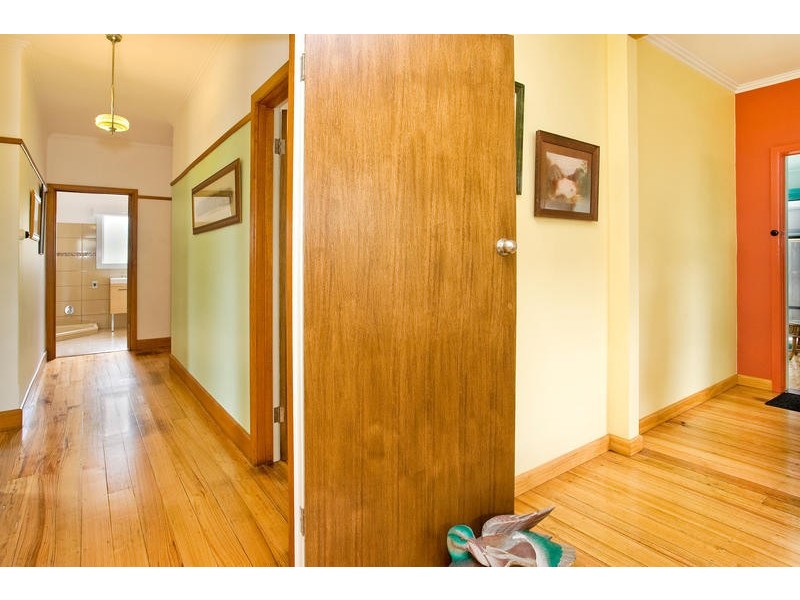 54 Montrose Avenue, Apollo Bay VIC 3233