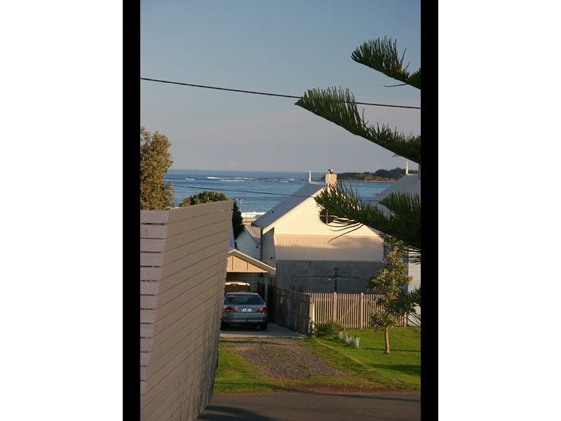 2/18 Gambier Street, Apollo Bay VIC 3233