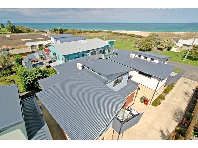 2/18 Gambier Street, Apollo Bay VIC 3233