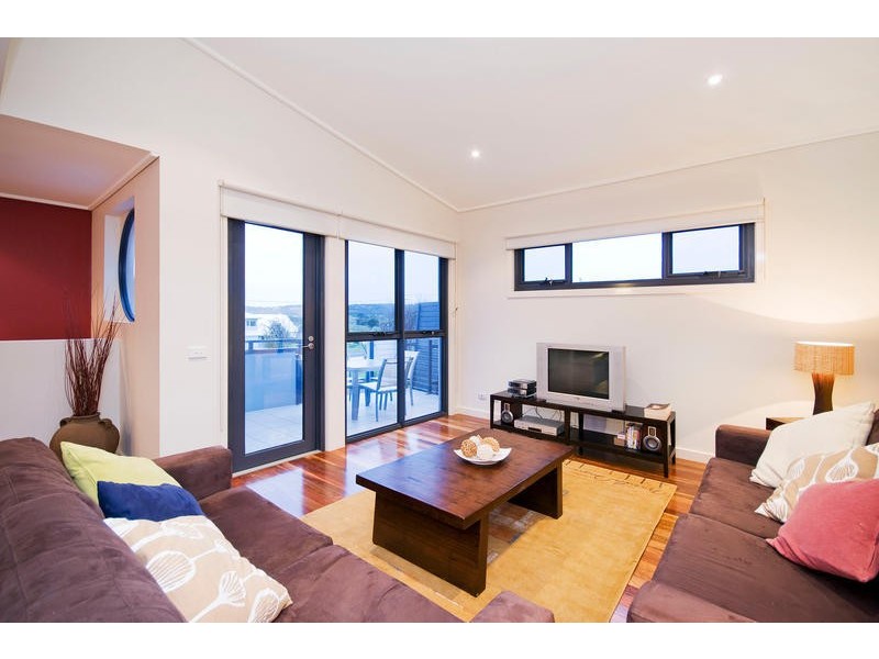 2/18 Gambier Street, Apollo Bay VIC 3233