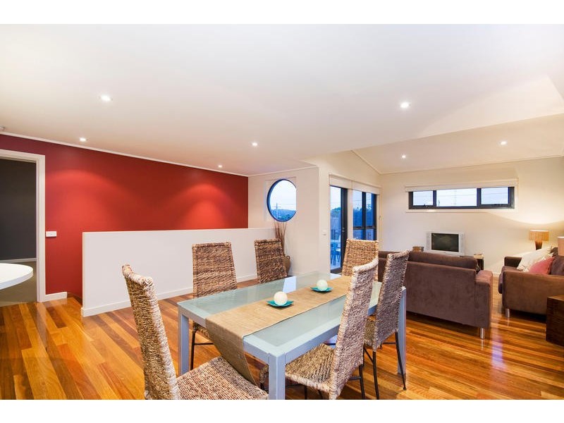 2/18 Gambier Street, Apollo Bay VIC 3233