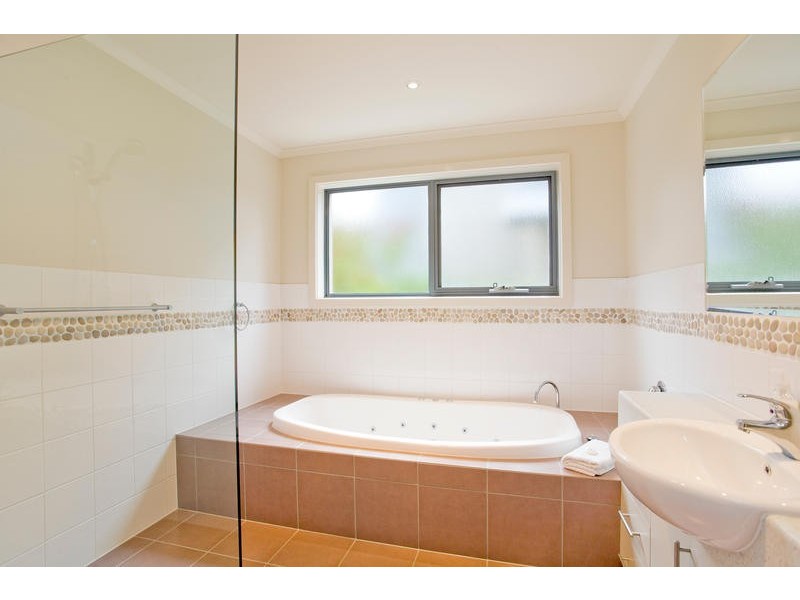 2/10 Noel Street, Apollo Bay VIC 3233