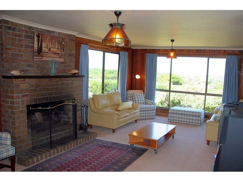 15 Great ocean Road, Skenes Creek VIC 3233