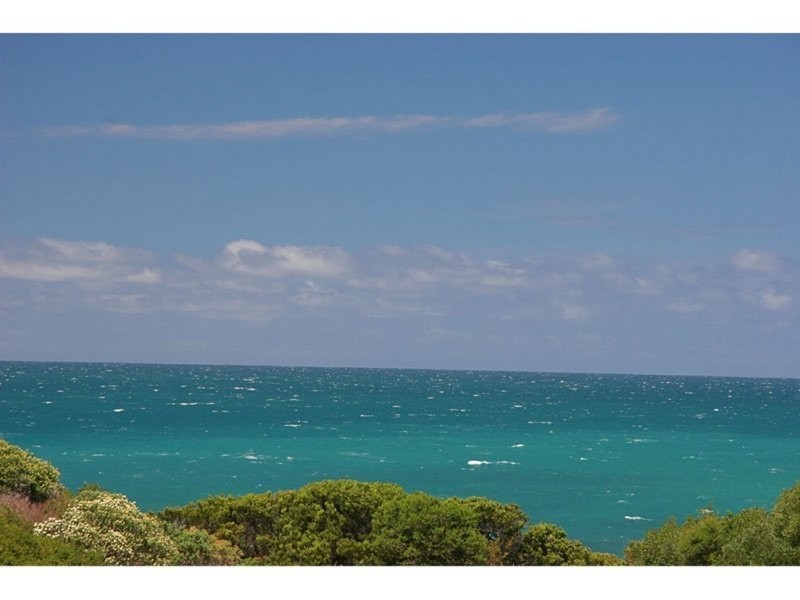 15 Great ocean Road, Skenes Creek VIC 3233