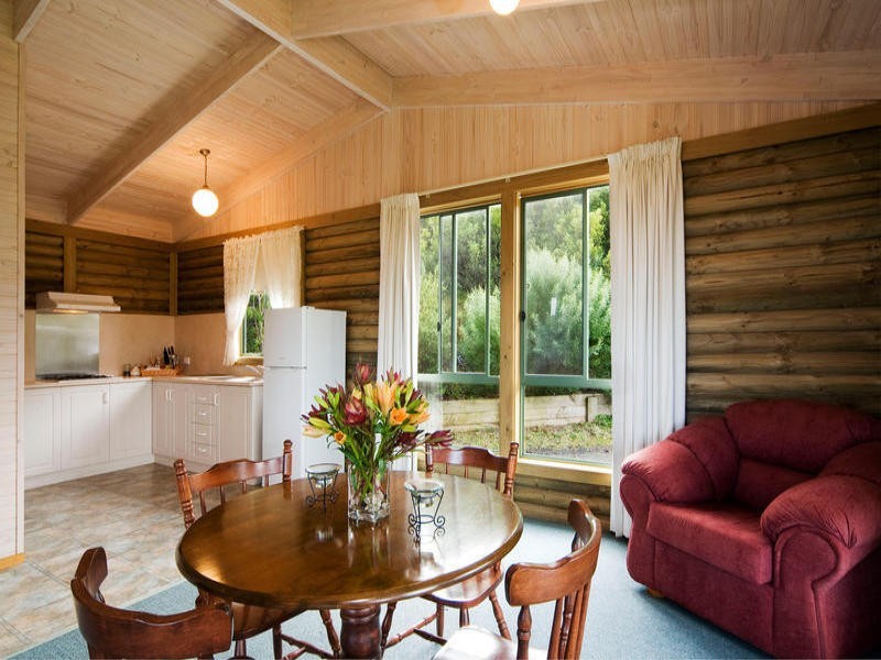 1/760 Lighthouse Road, Cape Otway VIC 3233