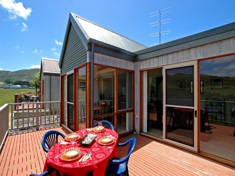 9 Otway Vista, Apollo Bay VIC 3233