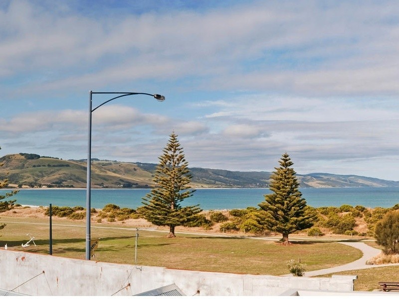 2/79 Great Ocean Road, Apollo Bay VIC 3233