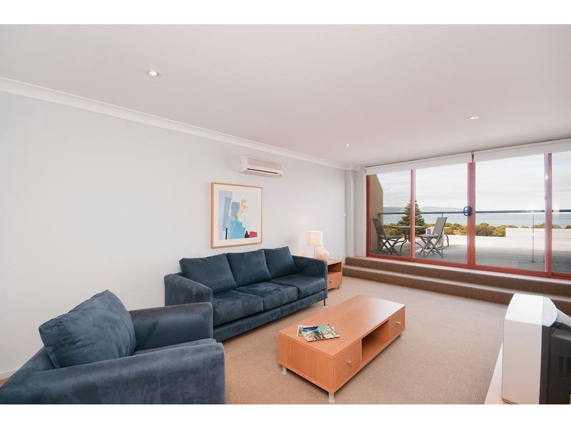 2/79 Great Ocean Road, Apollo Bay VIC 3233