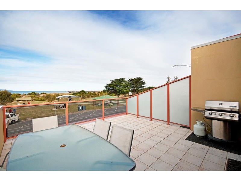 2/79 Great Ocean Road, Apollo Bay VIC 3233