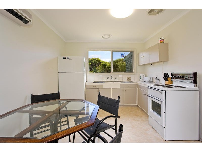 32 Murray Street, Apollo Bay VIC 3233