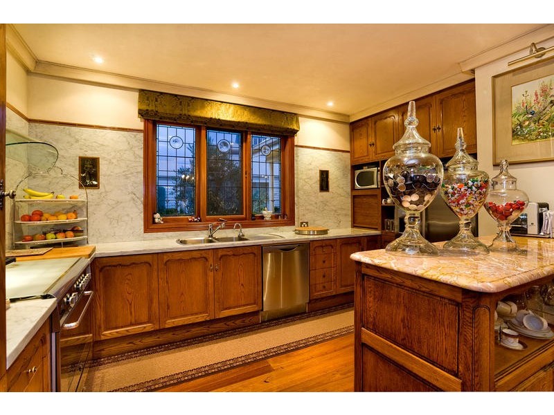 4 Great Ocean Road, Apollo Bay VIC 3233