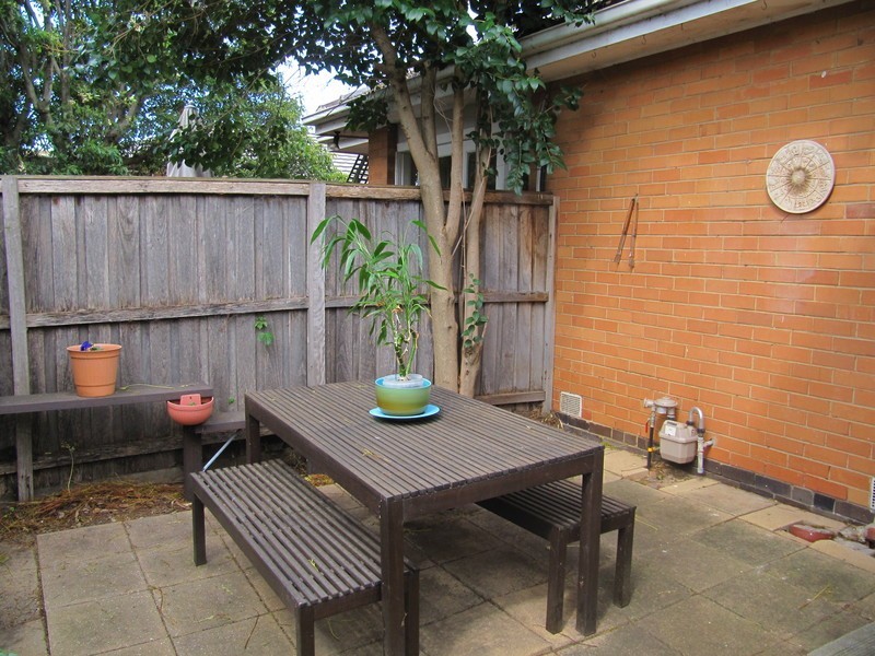 2/22 Wyuna Road, Caulfield North VIC 3161