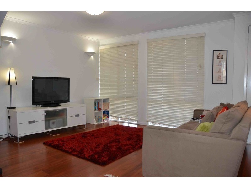 11/1A Ripley Grove, Caulfield North VIC 3161