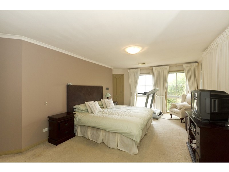 12 Muntz Street, Caulfield North VIC 3161