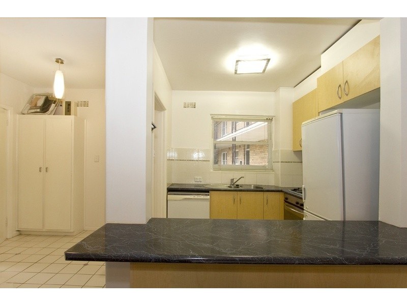 8/78 Queens Road, Melbourne VIC 3004