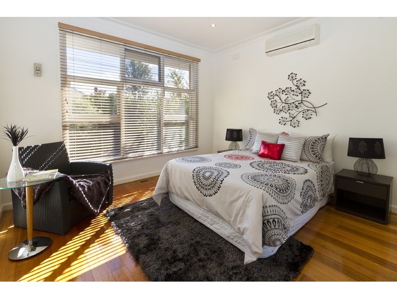 1/3 LORD, Carnegie VIC 3163