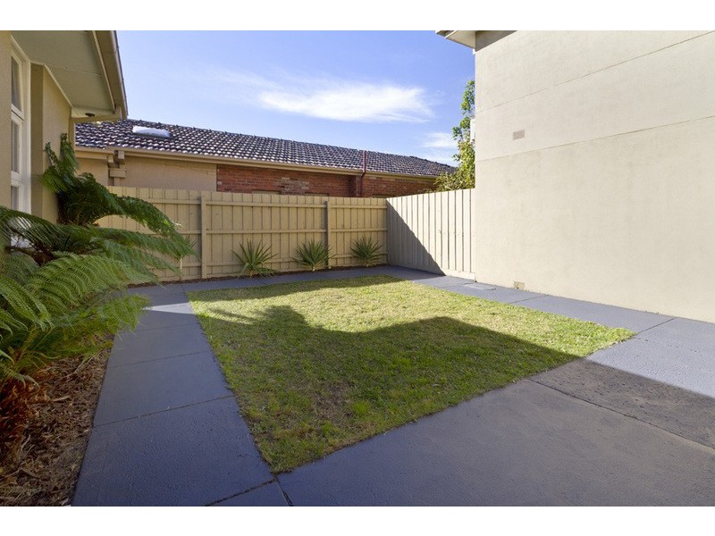 1/3 LORD, Carnegie VIC 3163