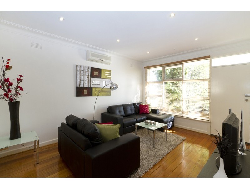 1/3 LORD, Carnegie VIC 3163