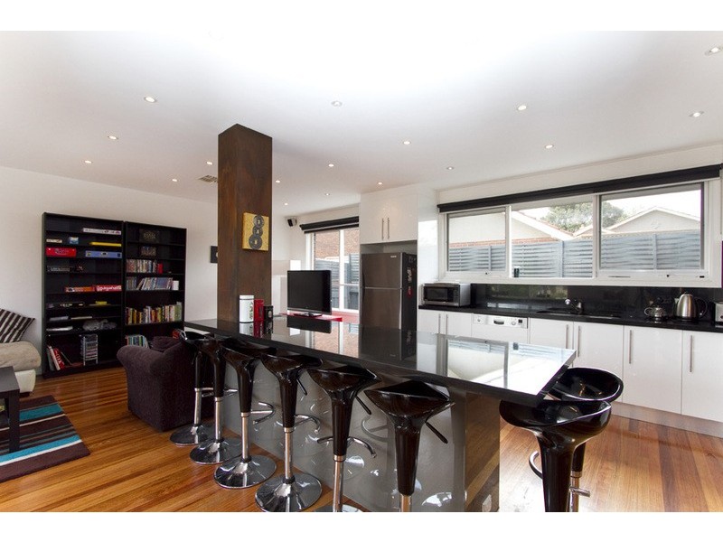 3/35 Shoobra, Elsternwick VIC 3185