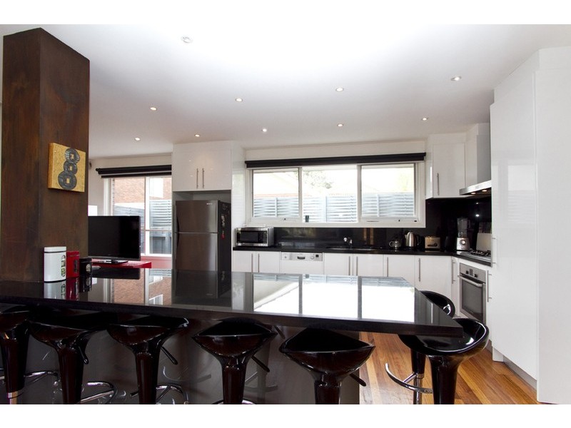 3/35 Shoobra, Elsternwick VIC 3185