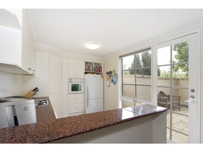 4/1A Ripley Grove, Caulfield North VIC 3161