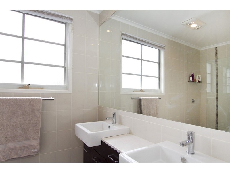 4/1A Ripley Grove, Caulfield North VIC 3161