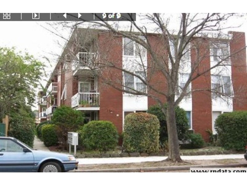 1/17 Irving Avenue, Windsor VIC 3181