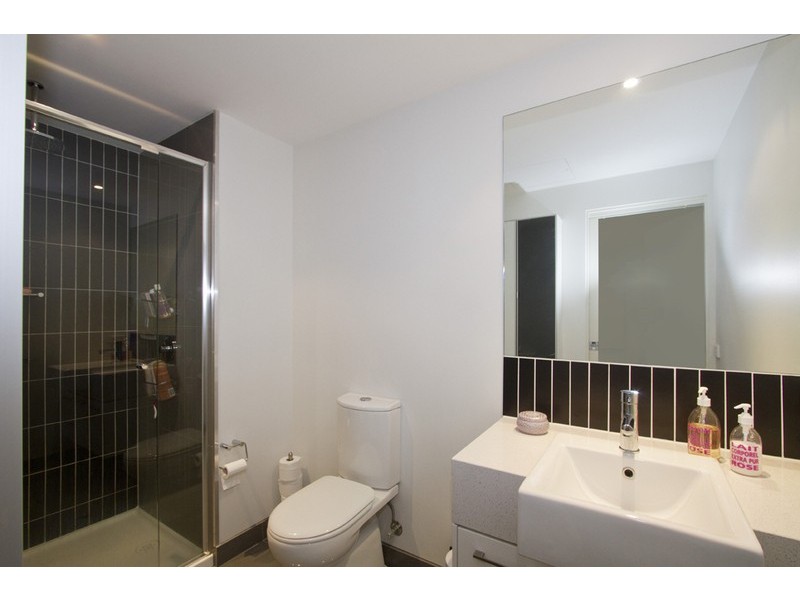 11/4a Lansdowne Road, St Kilda East VIC 3183