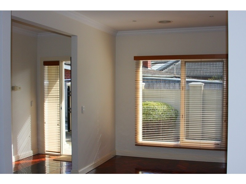 2B Lilac Crescent, Brighton East VIC 3187