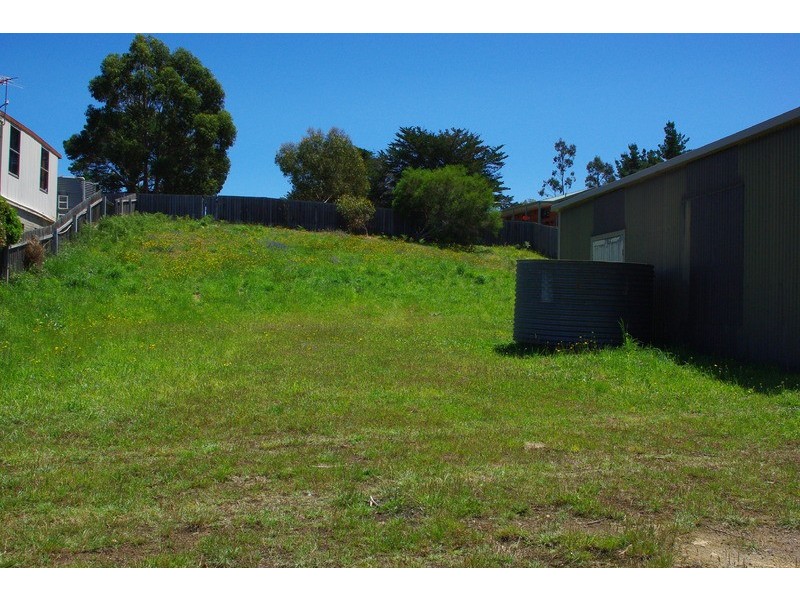 52 Erle St, Carlton River TAS 7173