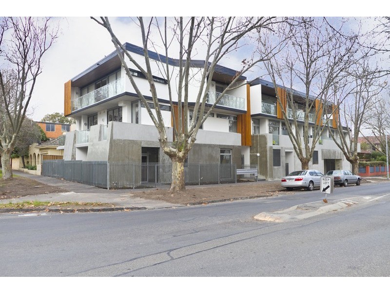 202/24 Crimea, St Kilda VIC 3182