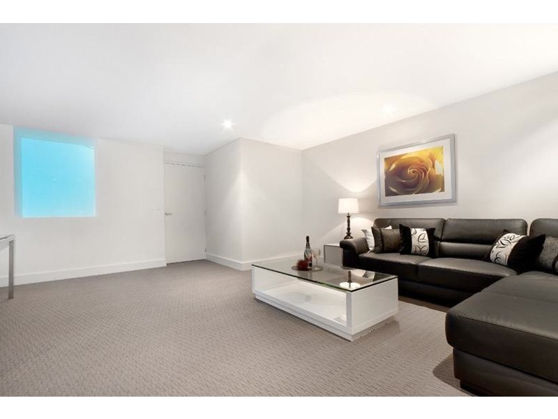 18B Albert Street, Caulfield North VIC 3161