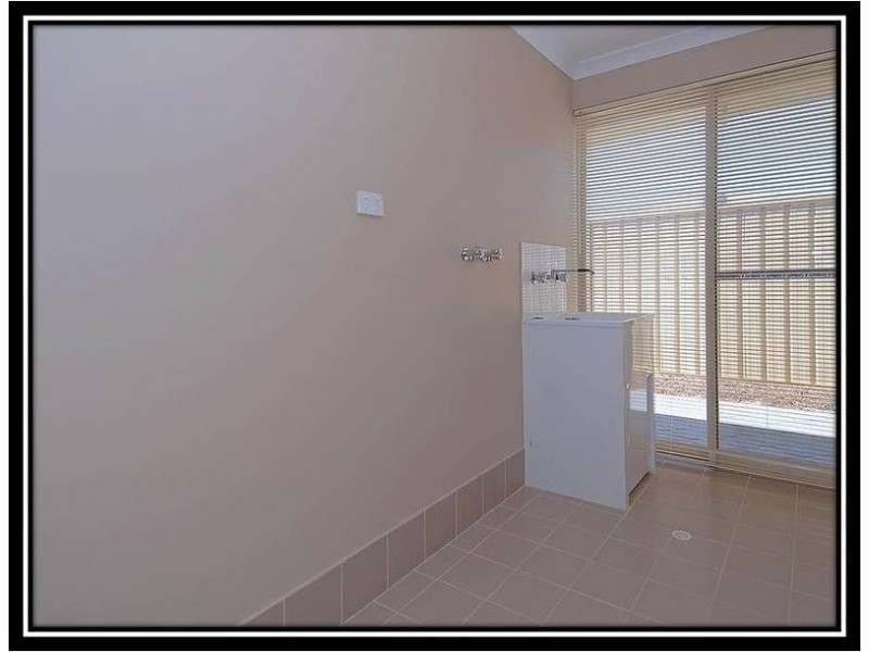 36 Kentucky Boulevard, Hocking WA 6065