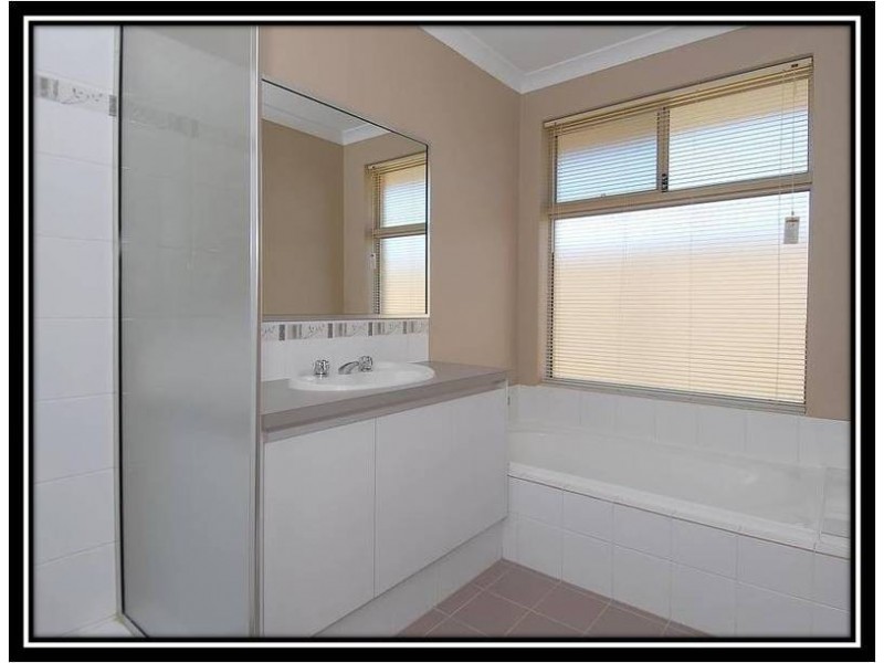 36 Kentucky Boulevard, Hocking WA 6065