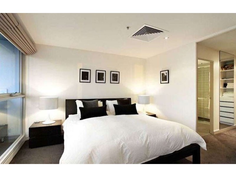 1202/12 Yarra Street, South Yarra VIC 3141