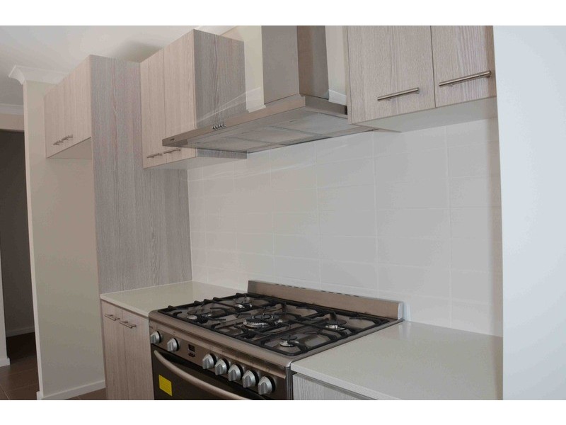 1627 Mystic Grove, Point Cook VIC 3030