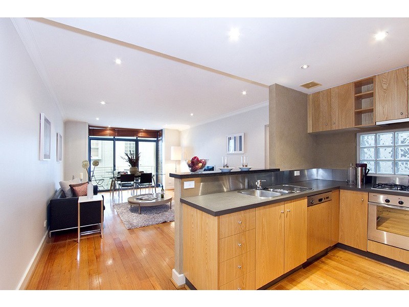 11/41 Marine Parade, St Kilda VIC 3182