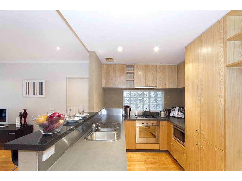11/41 Marine Parade, St Kilda VIC 3182