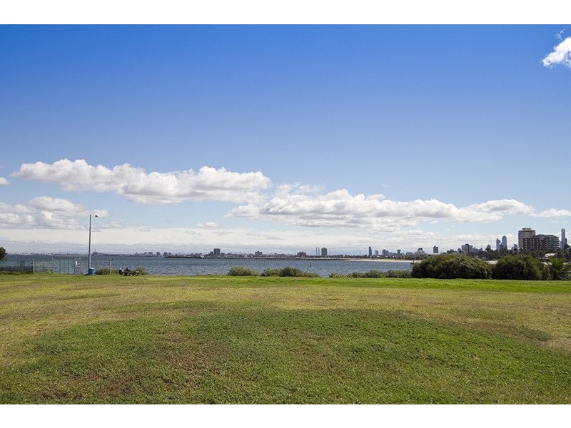 11/41 Marine Parade, St Kilda VIC 3182