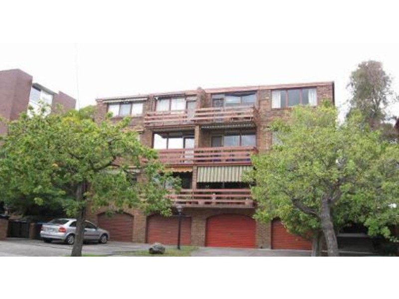 2/20 Grandview, Prahran VIC 3181