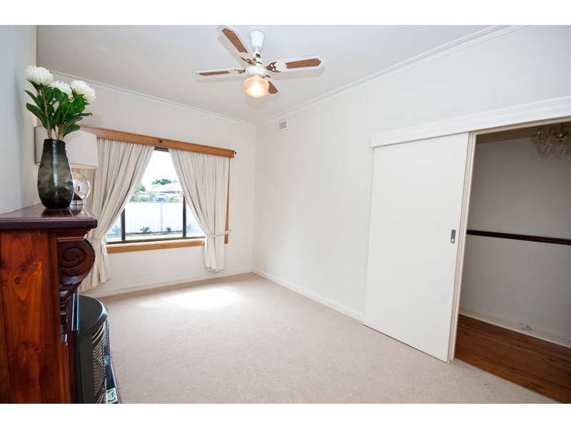 34 Kildonan Rd, Warradale SA 5046