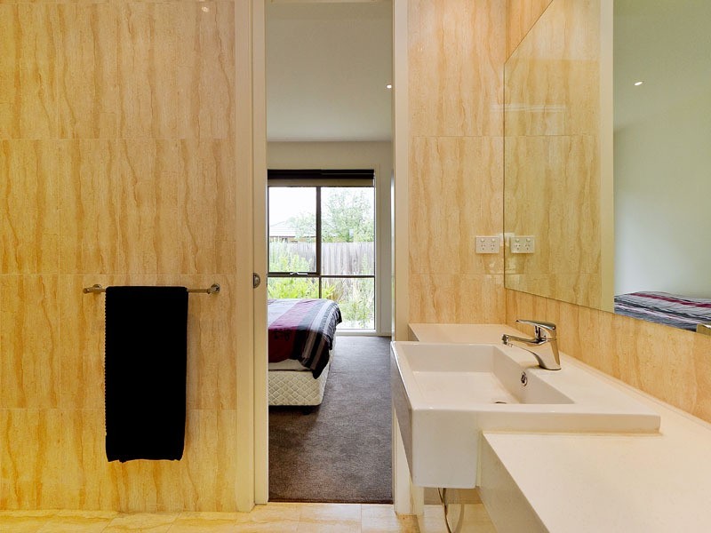 2/51 Tennyson Avenue, Clayton South VIC 3169