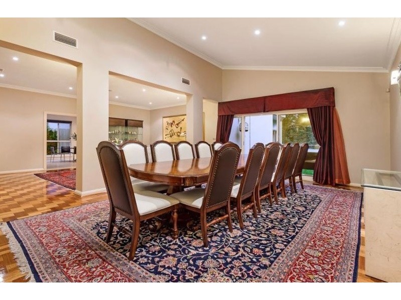 11 Sidwell Avenue, St Kilda East VIC 3183