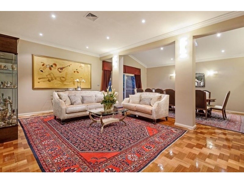 11 Sidwell Avenue, St Kilda East VIC 3183