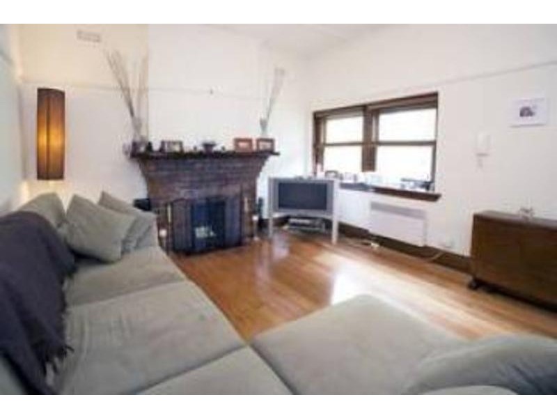 4/1 Coleridge Street, Elwood VIC 3184