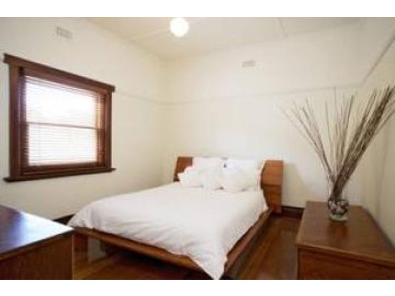 4/1 Coleridge Street, Elwood VIC 3184