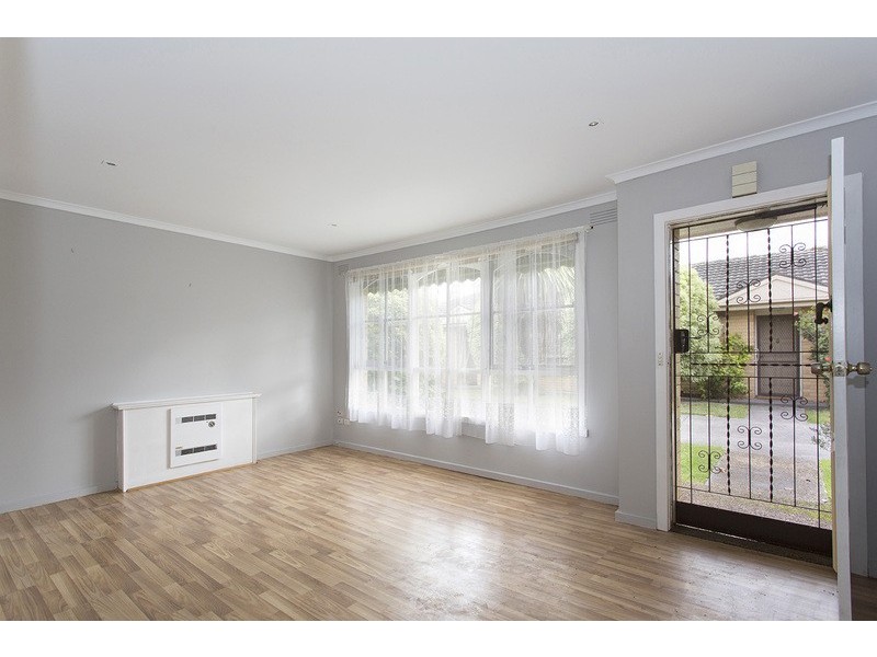 8/30 Coorigil Road, Carnegie VIC 3163